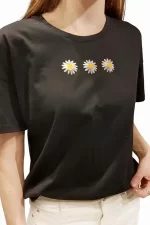 REMERA JERSEY MARGARITA EMMA negra 2.webp